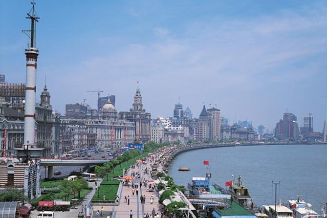 Round-trip Transfer by High-Speed Maglev Train: Shanghai Pudong International Airport - Who Should Consider This Tour?