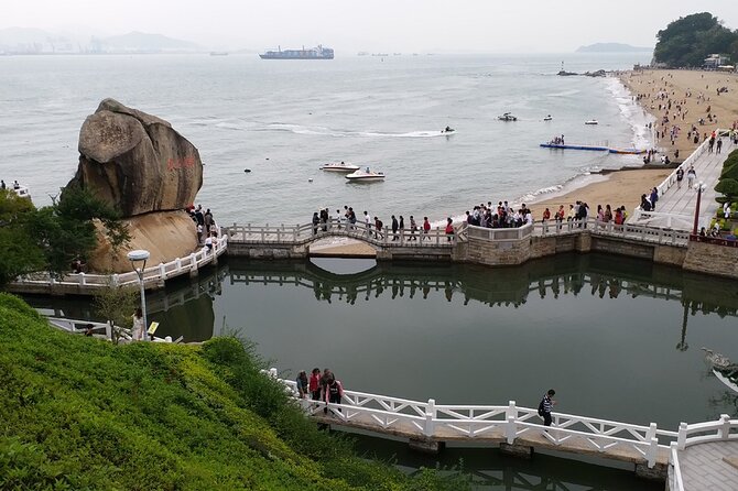 2-Day Private Sightseeing Tour of Xiamen City Highlights and Toulou Cluster - Day 2: Exploring Fujian Tulou and Taxia Village
