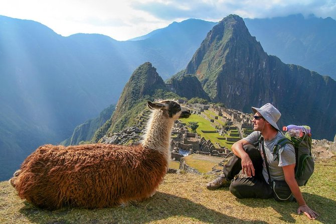2-Day Private Tour: Sacred Valley and Machu Picchu by Train - Key Points
