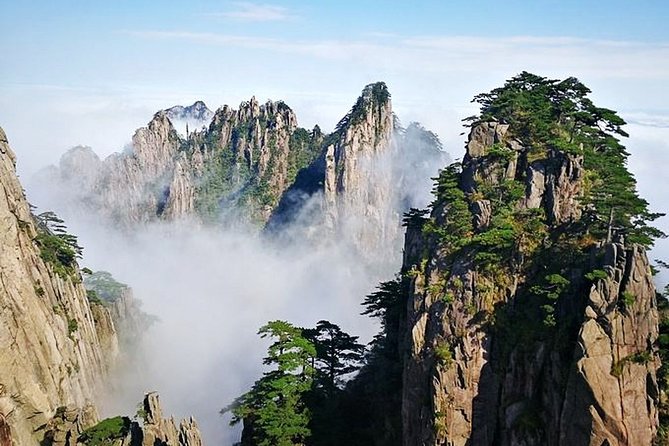 2-Day Mount Huangshan and Xidi Village Private Tour from Nanjing by Bullet Train - The Itinerary: A Day-by-Day Breakdown