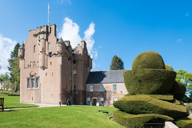 Aberdeen Airport/Train/Harbour transfer & Private Guided Tour - The Experience and Its Value