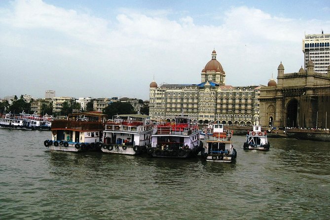 All in one-Combo of City, Dhobighat, Slum & Dabbawala with ferry and train ride. - Strolling Along Marine Drive