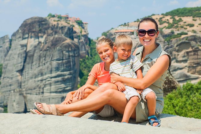 Athens: Meteora Monasteries and Hermit Caves Day Tour with Lunch - Free Time and Local Exploration