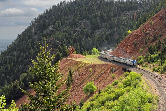 Continental US Train Zephyr Adventure CA -CO - Il - What Makes This Tour Stand Out?