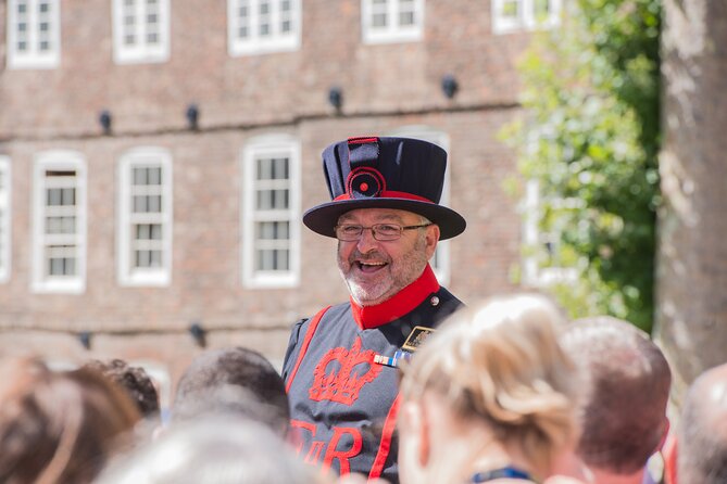 Exclusive Beefeater Meet & Greet at the Tower of London - A Detailed Look at the Experience