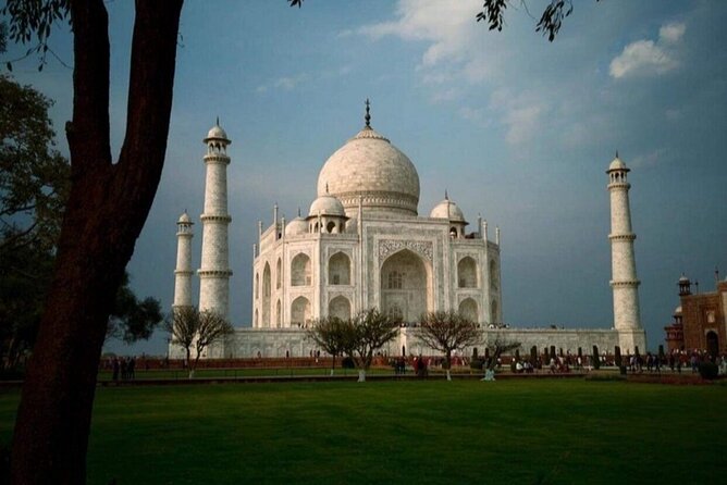From Delhi: Taj Mahal Sunrise Baby Taj & Agra Fort Tour By Car - Who Should Consider This Tour?