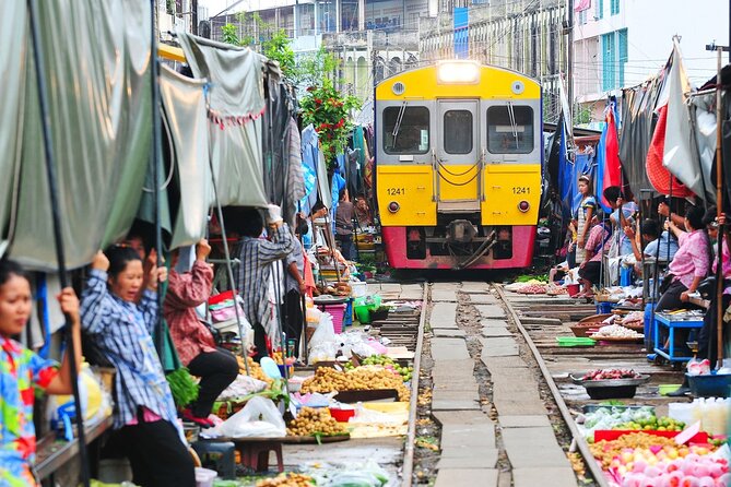 Iconic Markets: Damnoen & Train Market Explore - Who is This Tour Best Suited For?