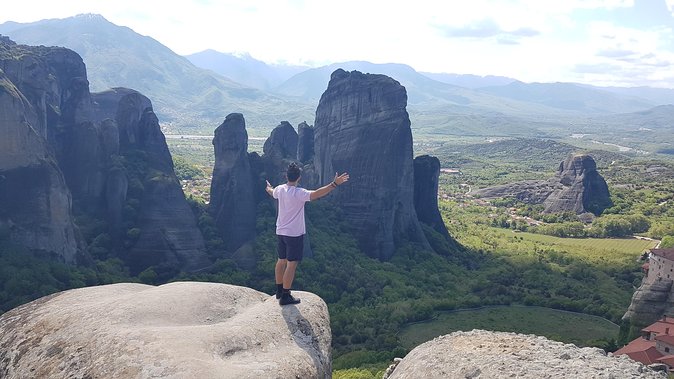 Midday Meteora Monastery tour from Kalabaka's train station - Summary