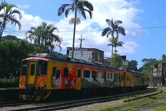 N104 cat empty deep pit Jingtong Pingxi line train day tour (10h) - Who Would Love This Tour?