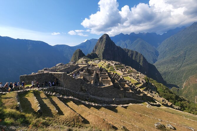 One Day Tour to Machu Picchu for Small Groups by Train - Who Should Consider This Tour?