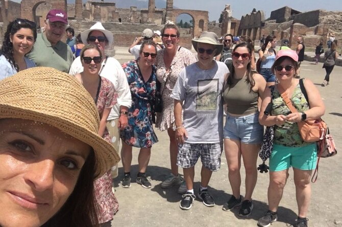 Pompeii & Naples Tour from Rome by Train, Includes Lunch - Exploring Pompeii: The Heart of the Tour