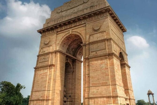 Private Full Day Old and New Delhi City Tour - Detailed Breakdown of the Itinerary