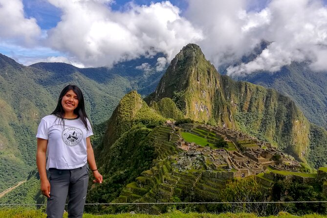 Private Tour 2 Days 1 Night Sacred Valley and Machupicchu by Train - Analyzing the Cost and Value