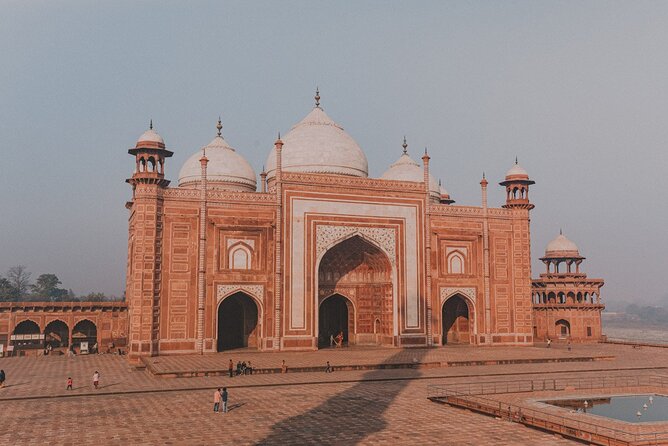 Taj Mahal Tour By Express Train from Delhi - Exploring Agra Fort