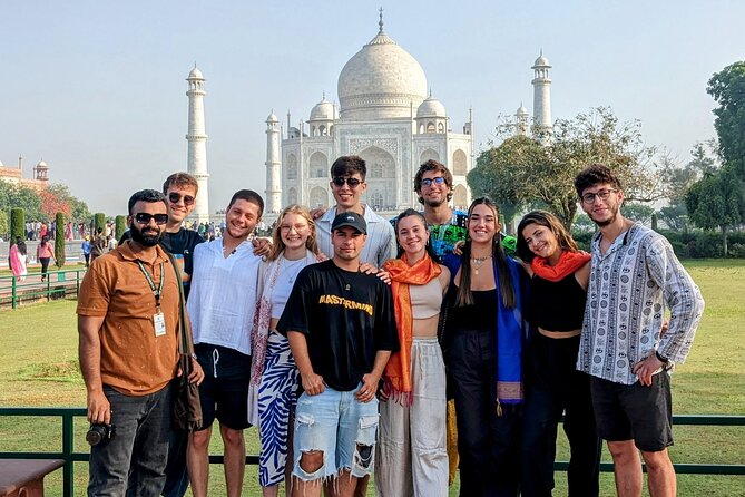 Taj Mahal Tour with High-Speed Train Experience - All Inclusive - Lunch at a 5-Star Hotel: Rest and Refuel