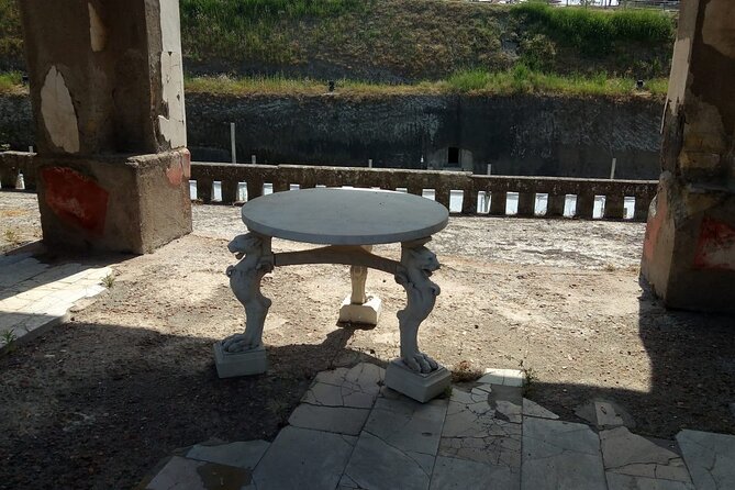 Transfer From Naples area to Sorrento with 2hr stop in Pompeii - Frequently Asked Questions