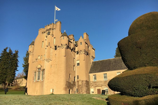 Aberdeen Airport/Train/Harbour transfer & Private Guided Tour - Who Should Consider This Tour?