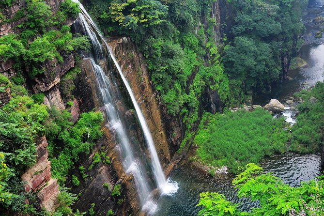 Beijing Private Day Trip to Yuntai Mountain Geopark in Henan by Bullet Train - Discovering Yuntai Mountain Geopark