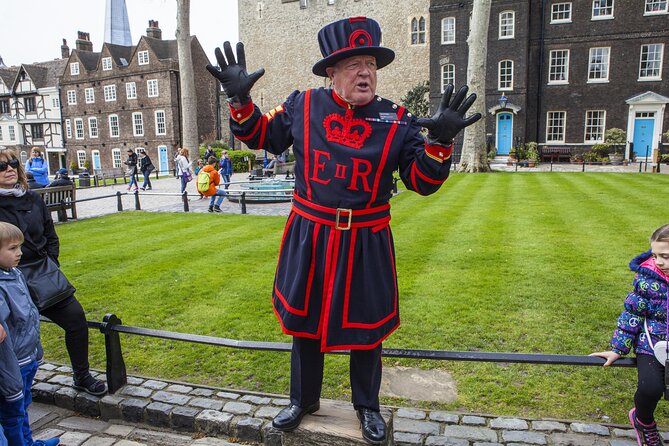 Exclusive Beefeater Meet & Greet at the Tower of London - Who Should Consider This Tour?