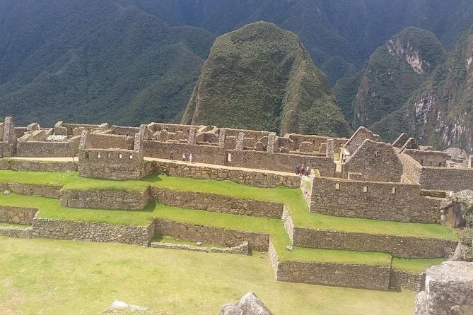 From Cusco: Full Day Tour of Machu Picchu by Tourist Train - Authenticity, Guides, and Overall Experience