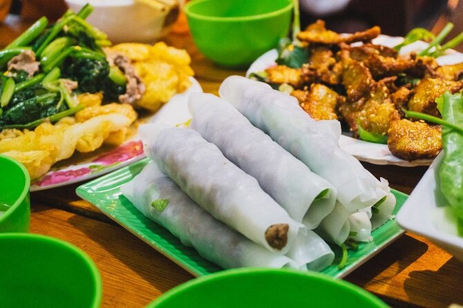 Hanoi Jeep After Dark Foodie Tour and Train Street Experience - Authenticity and Value