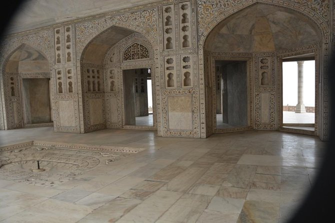 In The City of Love - Agra Day Excursion From Delhi by Gatimaan Express Train - Who Would Enjoy This Tour?