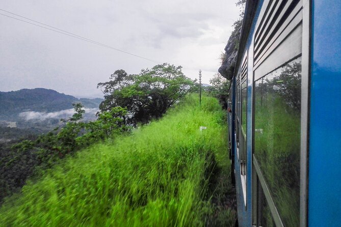 Kandy to Ella train ride on (Train No: 1005 "Podi Menike") - Who Should Consider This Journey?