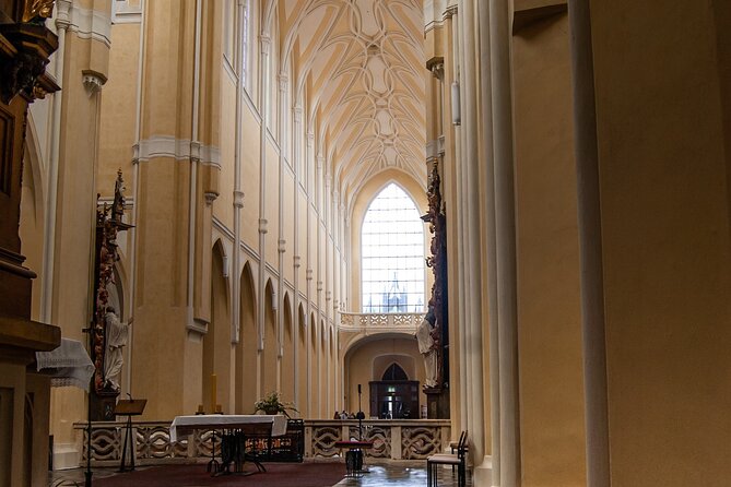 Kutna Hora Private Day Trip from Prague by Train - FAQs