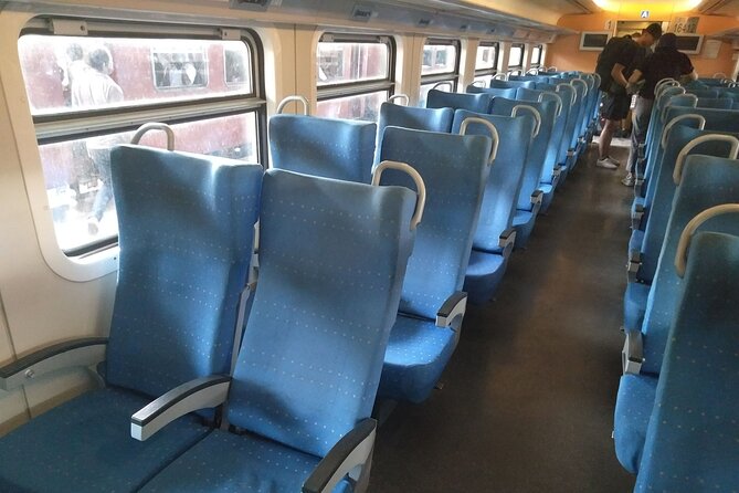 Nuwaraeliya (Nanuoya) to Ella Reserved Train Tickets - The Experience in Detail
