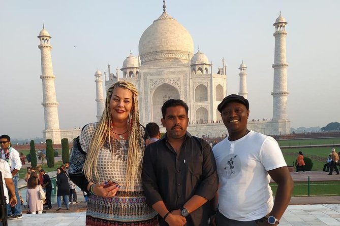 Private day tour of Taj Mahal and Agra fort by super-fast train - ALL INCLUSIVE - The Experience in Practice