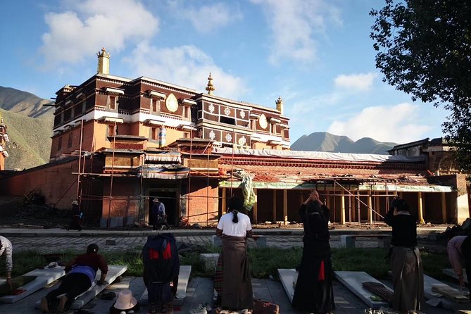 Private Overnight Tour from Xian to Labrang by Round-way Bullet Train - Transport and Logistics: Comfort and Convenience
