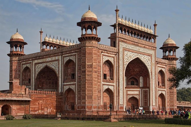 Private Taj Mahal Tour by Fastest Train from Delhi - FAQ