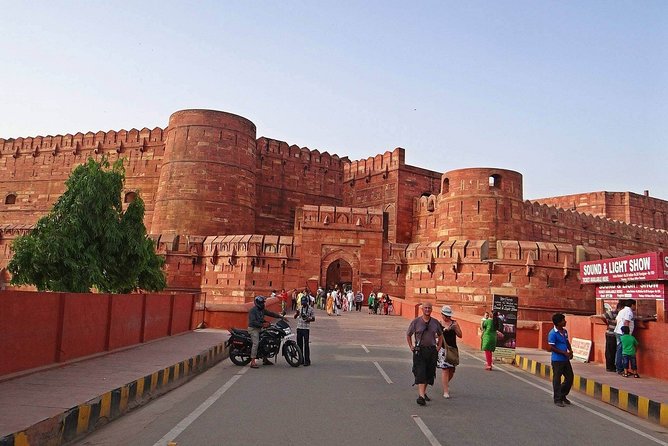 Taj Mahal and Agra Tour By Express Train - Visiting Agra Fort