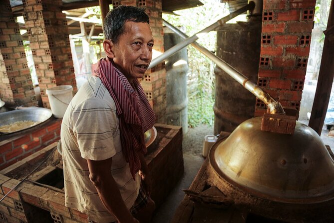 Full/Half Day Tuk TuK: Handicrafts Bambootrain Killing&Bat Caves - Is This Tour Right for You?