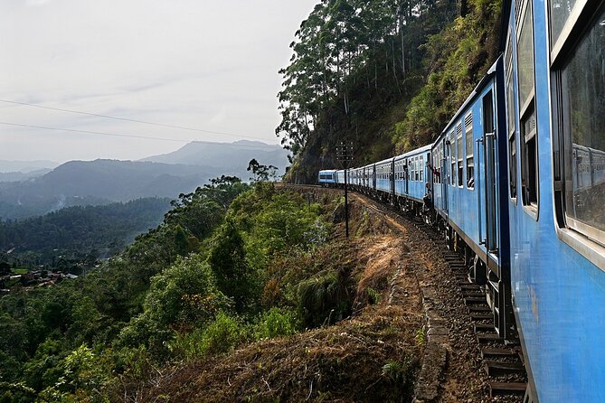 Nanu Oya to Ella train ride on (Train No: 1005 "Podi Menike") - Meeting Points and Timing
