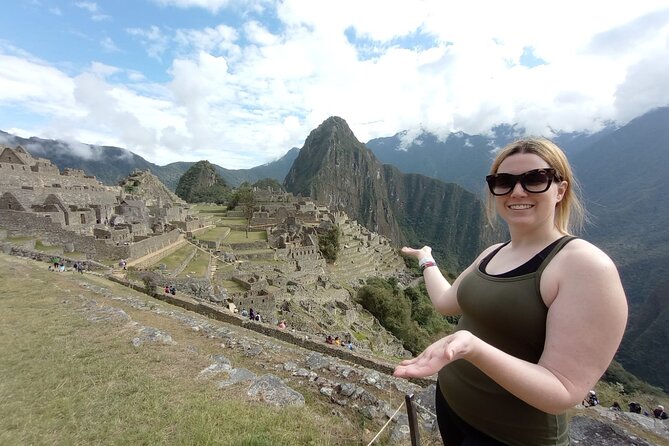 One-day visit to Machu Picchu by luxurious Vistadome train. - FAQ