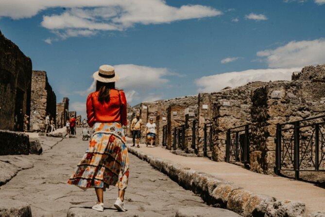 Pompeii Guided Tour with Train Included from Rome - Who Will Benefit Most?
