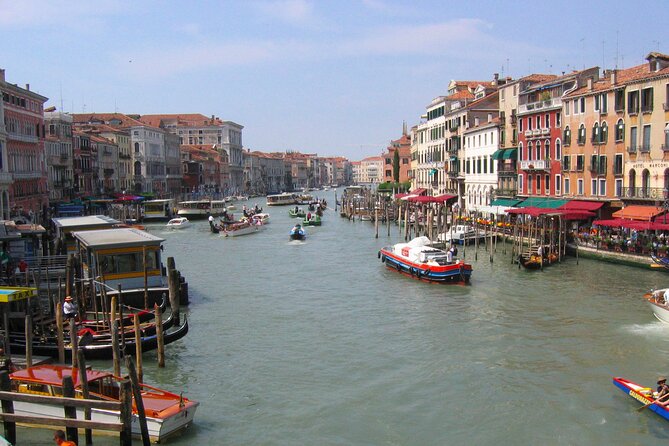 Private Full Day Tour from Milan to Venice with local tour guide and fast train - What Reviewers Say