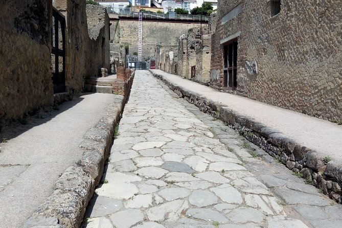 Transfer From Naples/area to Amalfi coast with 2hr stop in Pompei - The Value Proposition