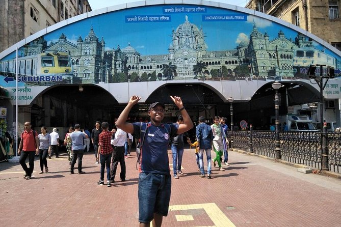 All in one-Combo of City, Dhobighat, Slum & Dabbawala with ferry and train ride. - Cruising from Colaba
