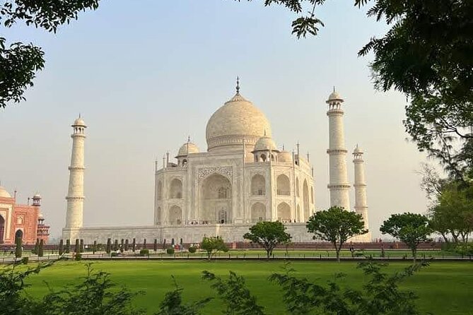 Taj Mahal Tour from Delhi by Train and Back with Lunch - Key Points