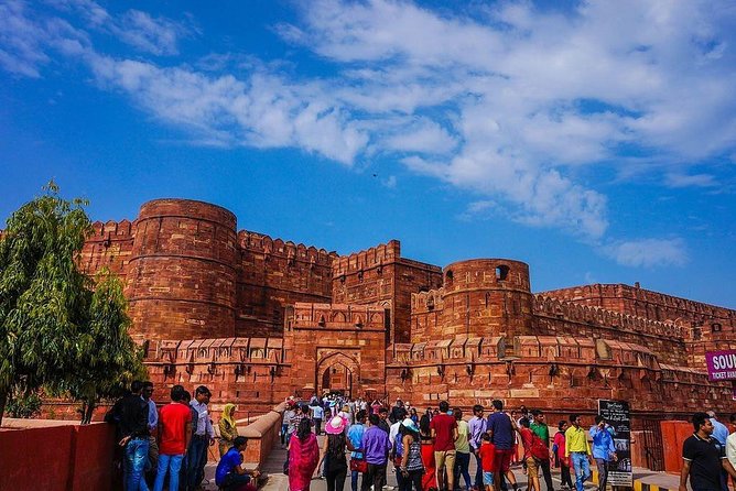 From Delhi - Private Taj Mahal Agra Day Trip by Express Train - Analyzing the Experience: Is It Worth It?