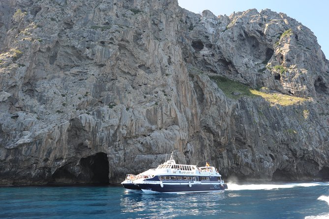 Mallorca in One Day Sightseeing Tour with Boat Ride and Vintage Train - FAQ