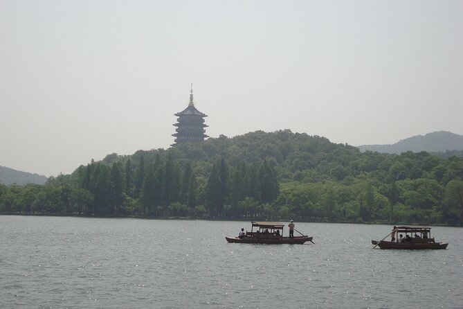 Shanghai to Hangzhou one day bullet train tour with Chinese lunch - The Sum Up