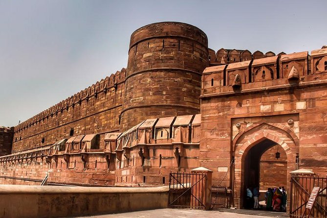 Taj Mahal Tour by Gatimaan Train/Rail All Inclusive - Frequently Asked Questions