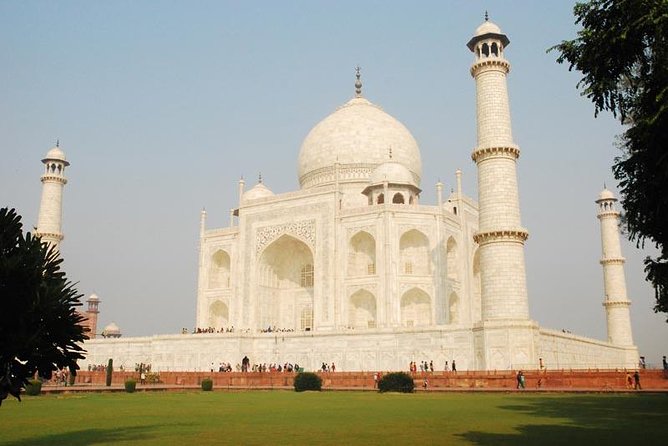 All Inclusive : Same Day Taj Mahal Tour From Jaipur by Fastest Train - A Practical and Authentic Day Trip to the Taj Mahal from Jaipur