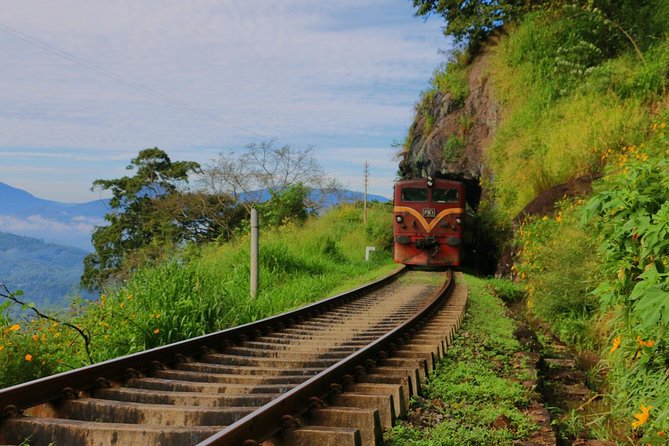 Colombo to Kandy Train Tickets (Reserved Seats) - Booking and Ticketing Convenience