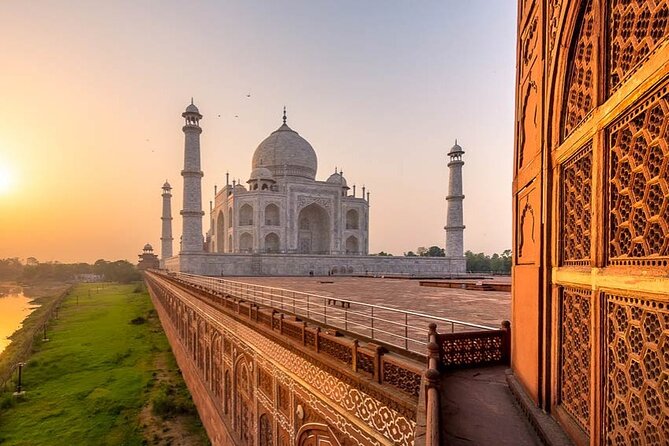 From Delhi - Private Taj Mahal Agra Day Trip by Express Train - Key Points