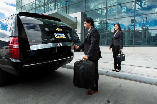 Ha Noi airport Arrival or Departure By Private Car Transfer - Key Points