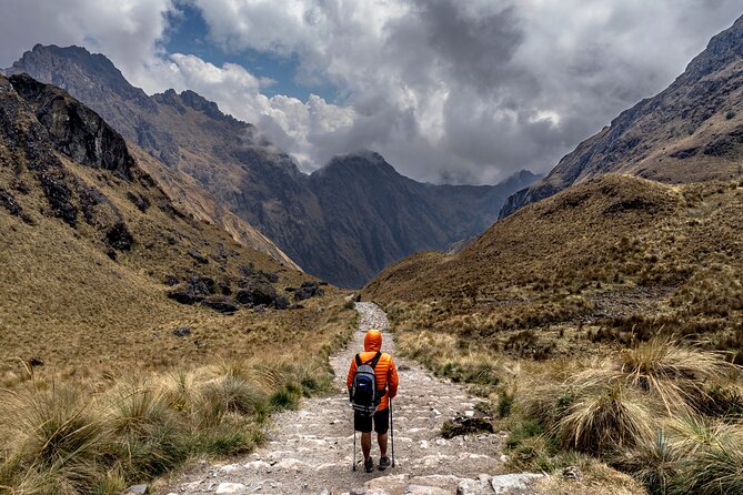 Inca Trail 2 Day Adventure to Machu Picchu with Panoramic Train - Key Points